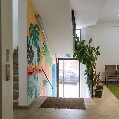 Central 5 Apartment - New Building & Parking Bukares Bagian luar foto